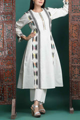 NANDINI | Off white A-line Kurta Pant