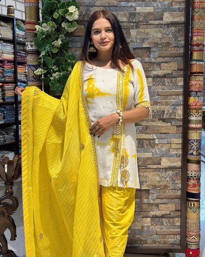 ABHA | Kurta & Tulip Pant with Leheriya Dupatta - Ritivesh By Ritika Aggarwal