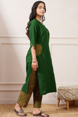 Green Ajrakh Cotton Handcrafted Straight Kurta & Pant - Ritivesh By Ritika Aggarwal