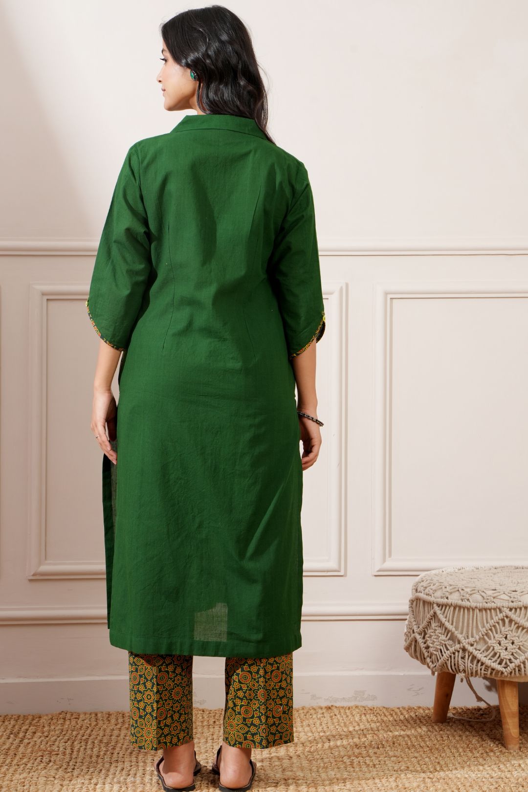 Green Ajrakh Cotton Handcrafted Straight Kurta & Pant - Ritivesh By Ritika Aggarwal