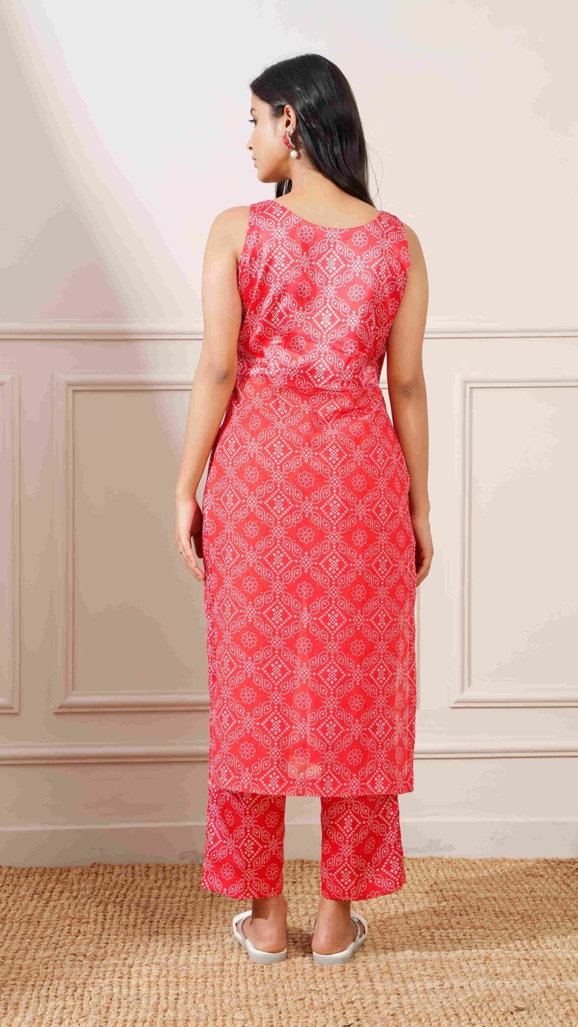 Red Georgette Bandhej Print Straight Kurta Pant Set - Ritivesh By Ritika Aggarwal