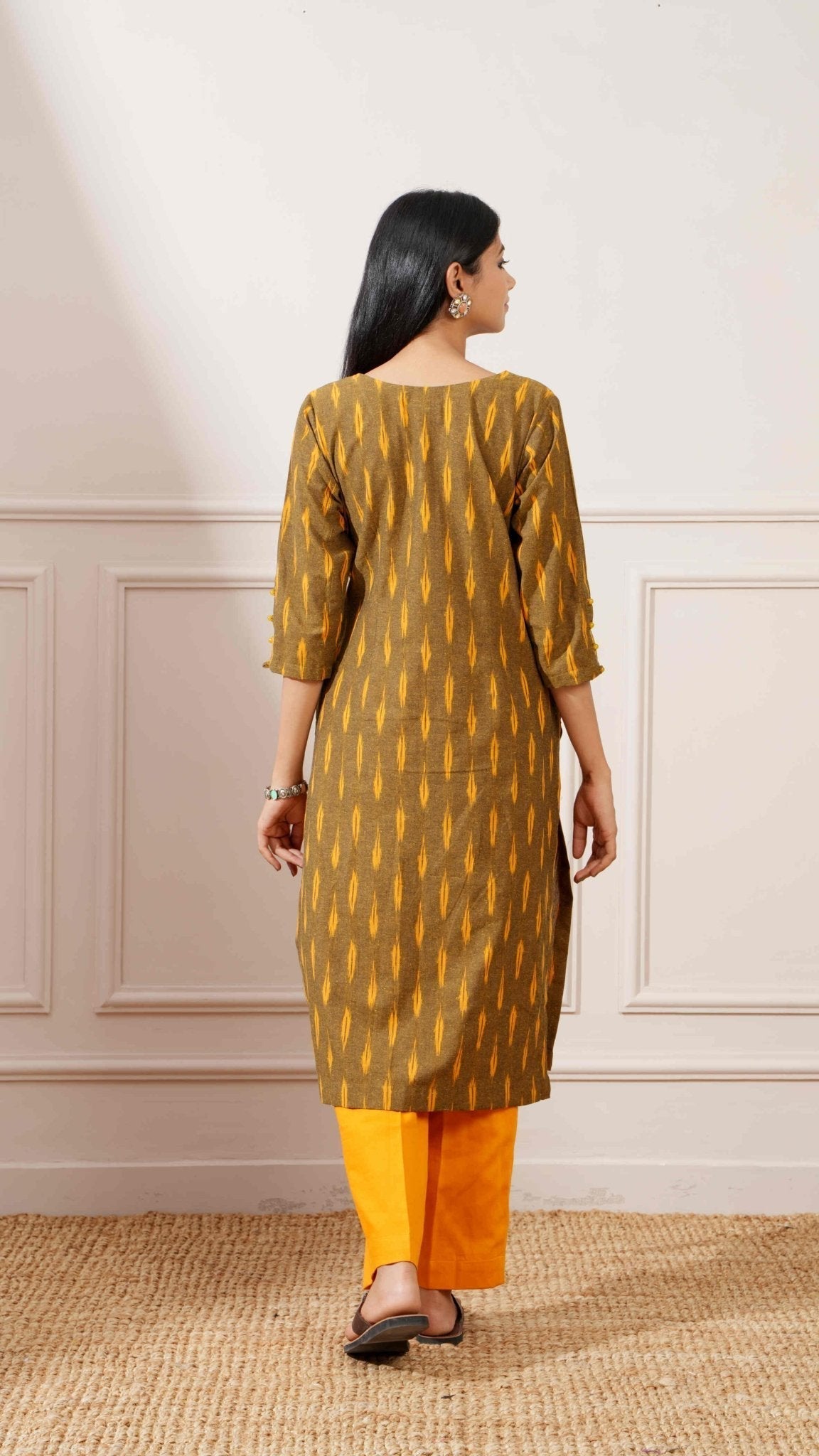 Wood Green Cotton Ikkat Straight Kurta & Pant - Ritivesh By Ritika Aggarwal