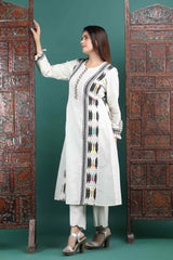 NANDINI | Off white A-line Kurta Pant