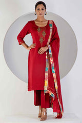 Red Kurat Set With Hand Embroidered