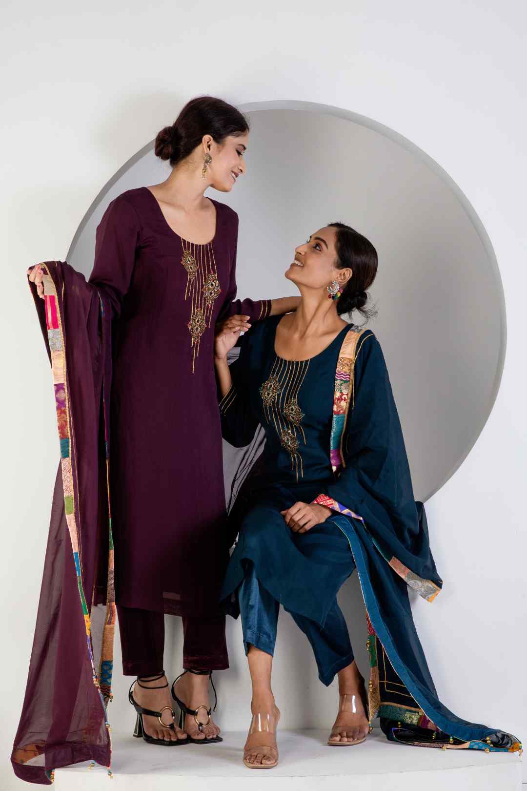 Wine Kurat Set With Hand Embroidered