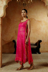 Magenta Embriodered Kurta Set