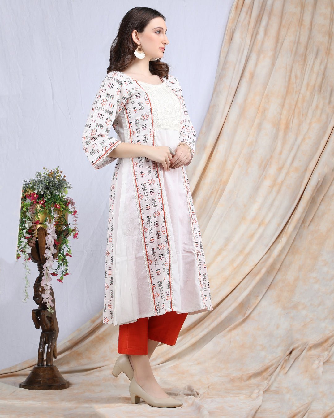 CHANDANI | Warli printed cotton paneled Kurta - Ritivesh By Ritika Aggarwal