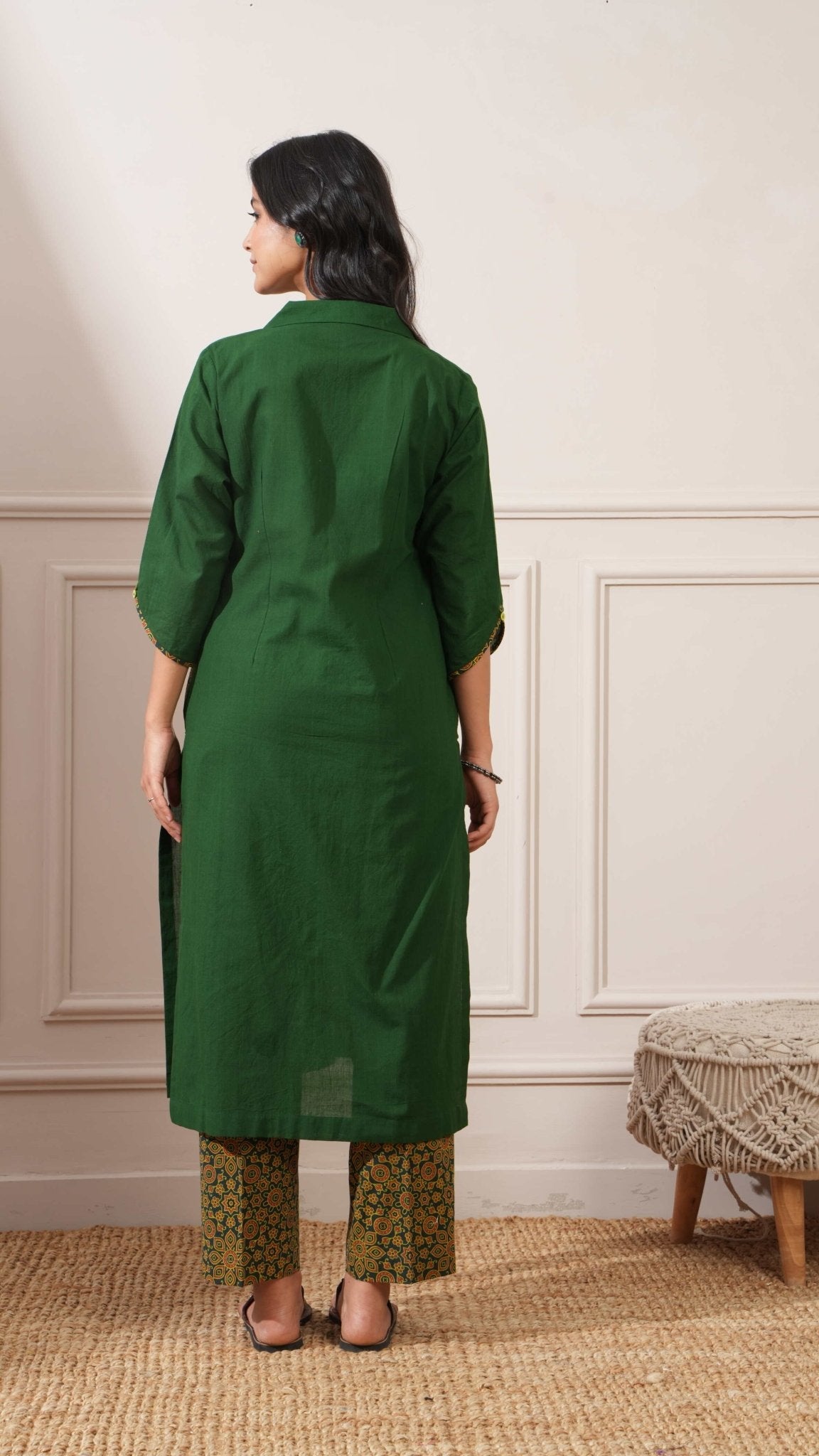 Green Ajrakh Cotton Handcrafted Straight Kurta & Pant - Ritivesh By Ritika Aggarwal