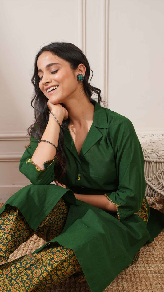 Green Ajrakh Cotton Handcrafted Straight Kurta & Pant - Ritivesh By Ritika Aggarwal