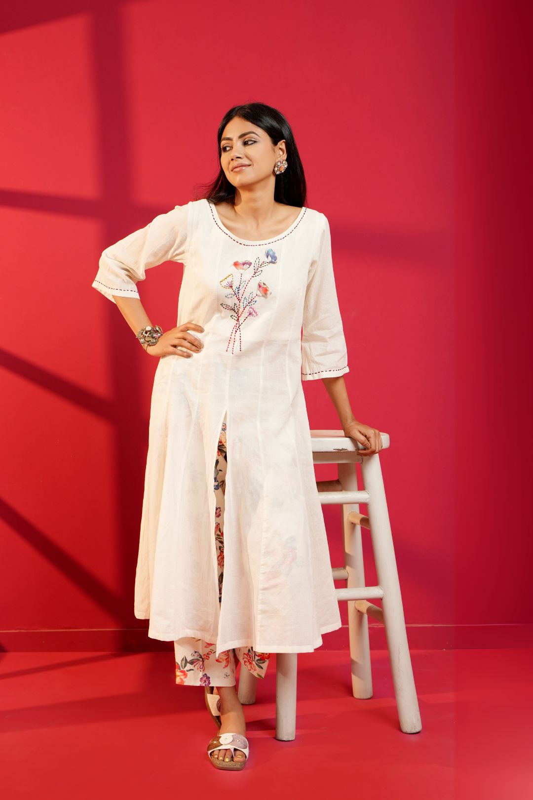 Off - White Hand - Embroidered Cotton Straight Kurta with Pant - Ritivesh By Ritika Aggarwal
