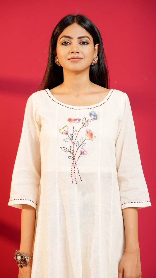 Off - White Hand - Embroidered Cotton Straight Kurta with Pant - Ritivesh By Ritika Aggarwal