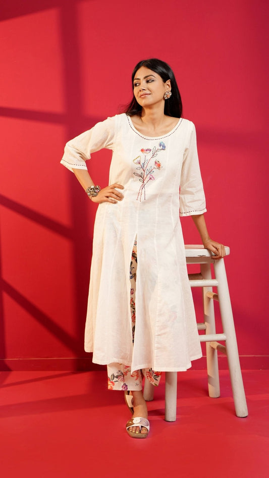Off - White Hand - Embroidered Cotton Straight Kurta with Pant - Ritivesh By Ritika Aggarwal