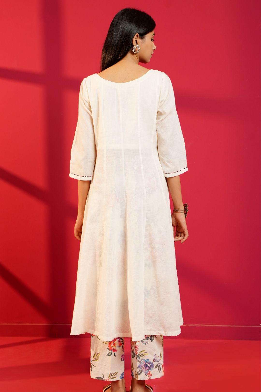 Off - White Hand - Embroidered Cotton Straight Kurta with Pant - Ritivesh By Ritika Aggarwal