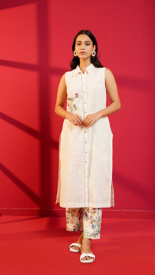 Off - White Handloom Cotton Hand - Embroidered Straight Kurta & Pant - Ritivesh By Ritika Aggarwal