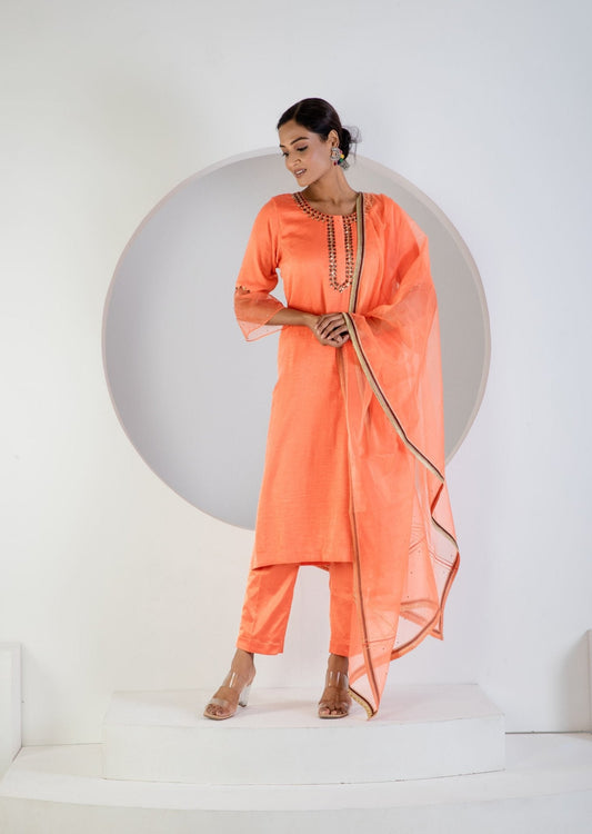 Peach suit with Lycra pant and Dupatta - Ritivesh By Ritika Aggarwal