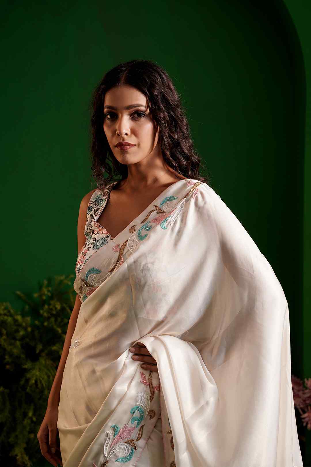 SIARA - Cut Dana Embroidery White Saree - Ritivesh By Ritika Aggarwal