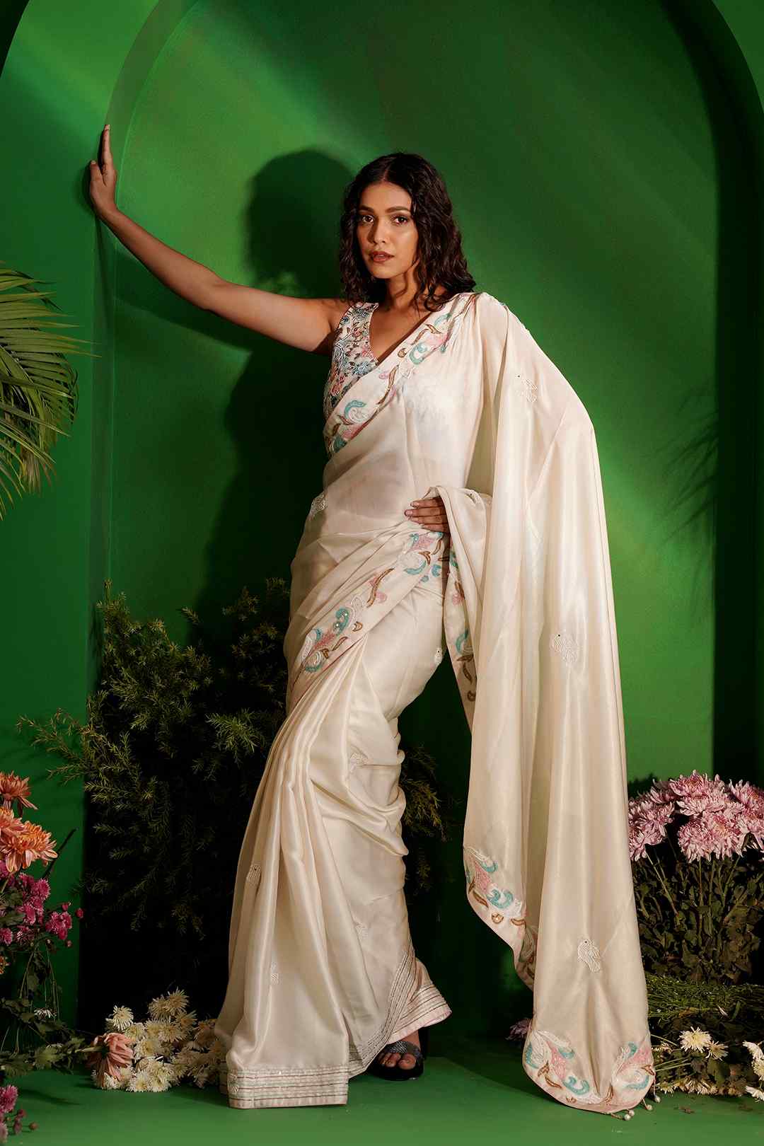 SIARA - Cut Dana Embroidery White Saree - Ritivesh By Ritika Aggarwal