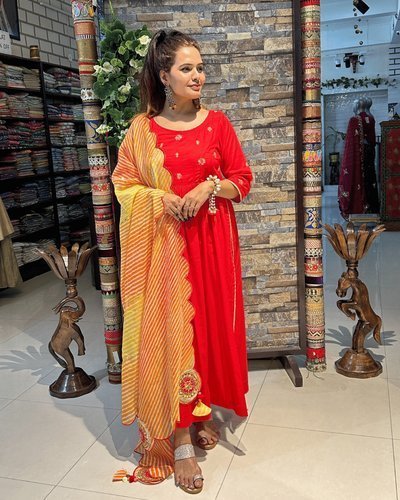 SURAMYA | Kurta Pant with Leheriya Dupatta - Ritivesh By Ritika Aggarwal