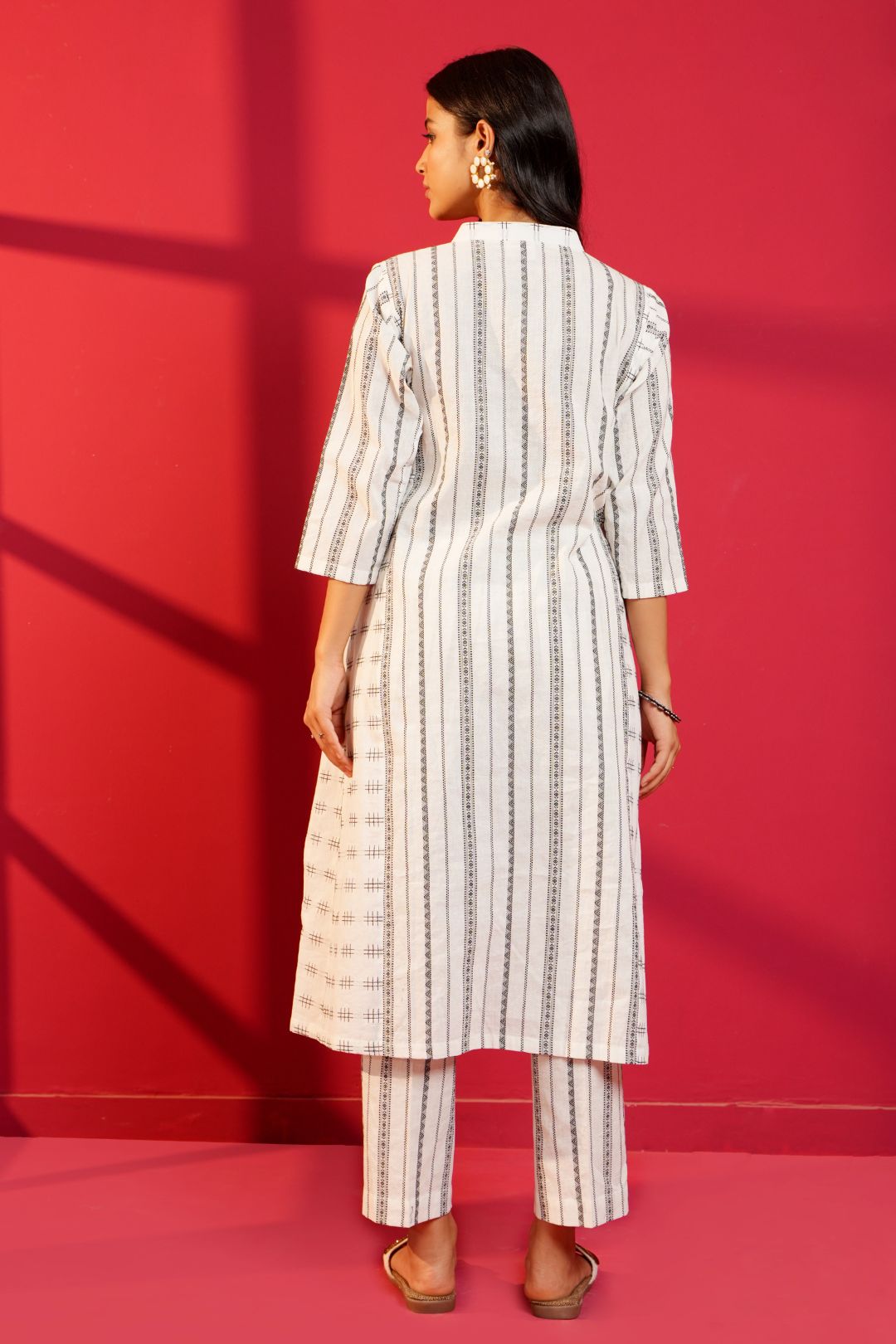 White Stripe Straight Cotton Hand - Crafted Straight Kurta - Ritivesh By Ritika Aggarwal